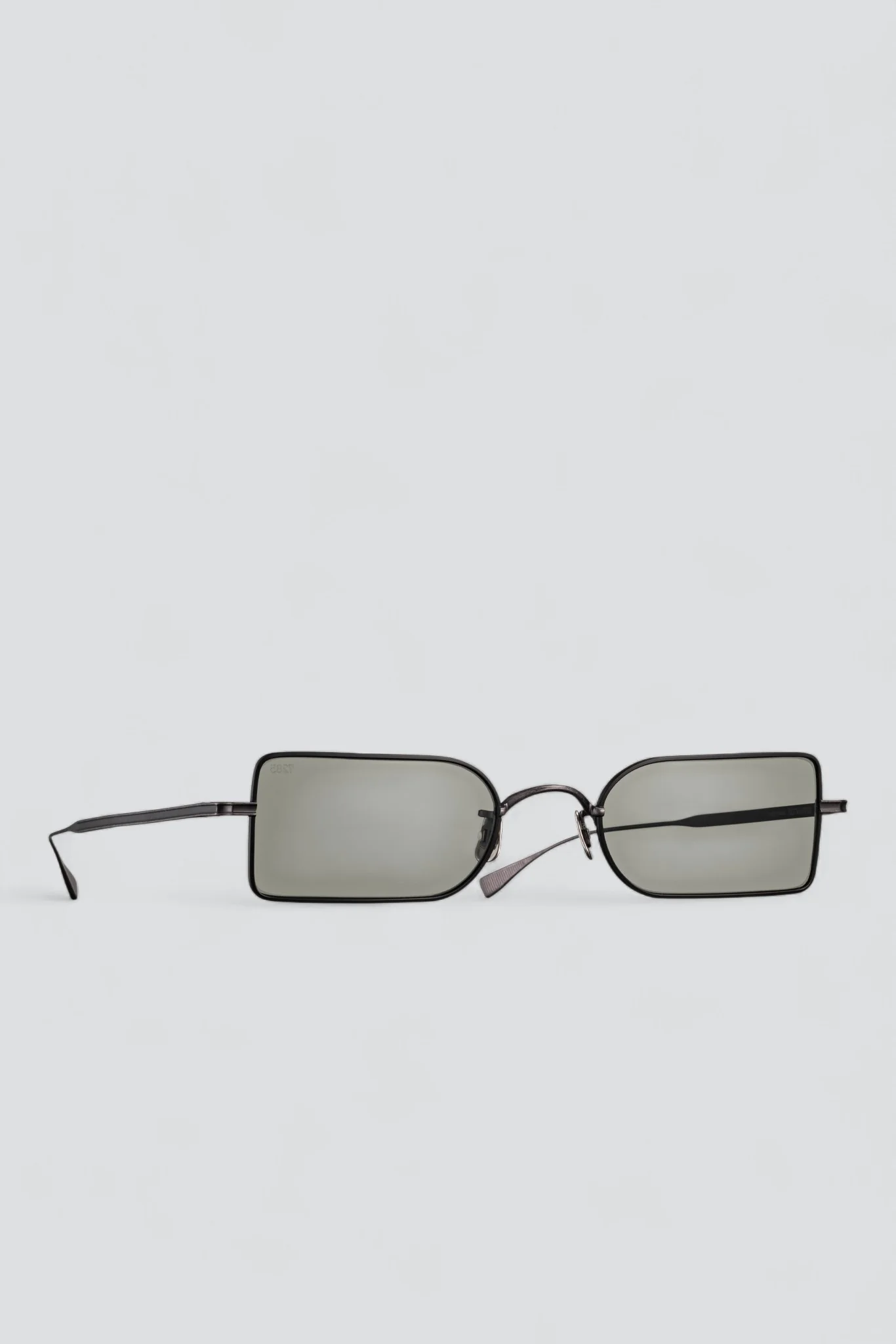 Black 798 Sunglasses - Image 2