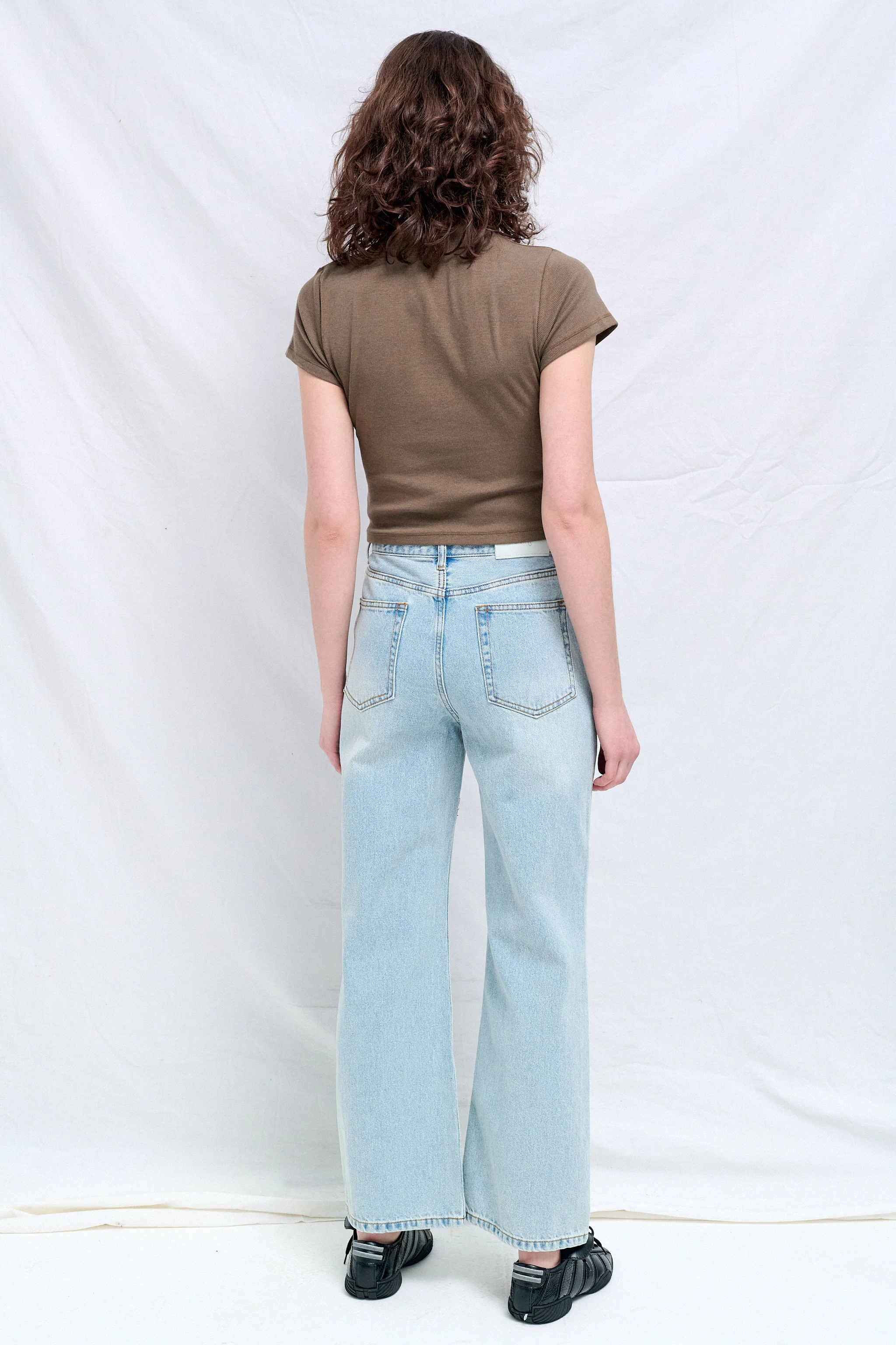 Light Blue Relaxed Flared Jeans - Image 4