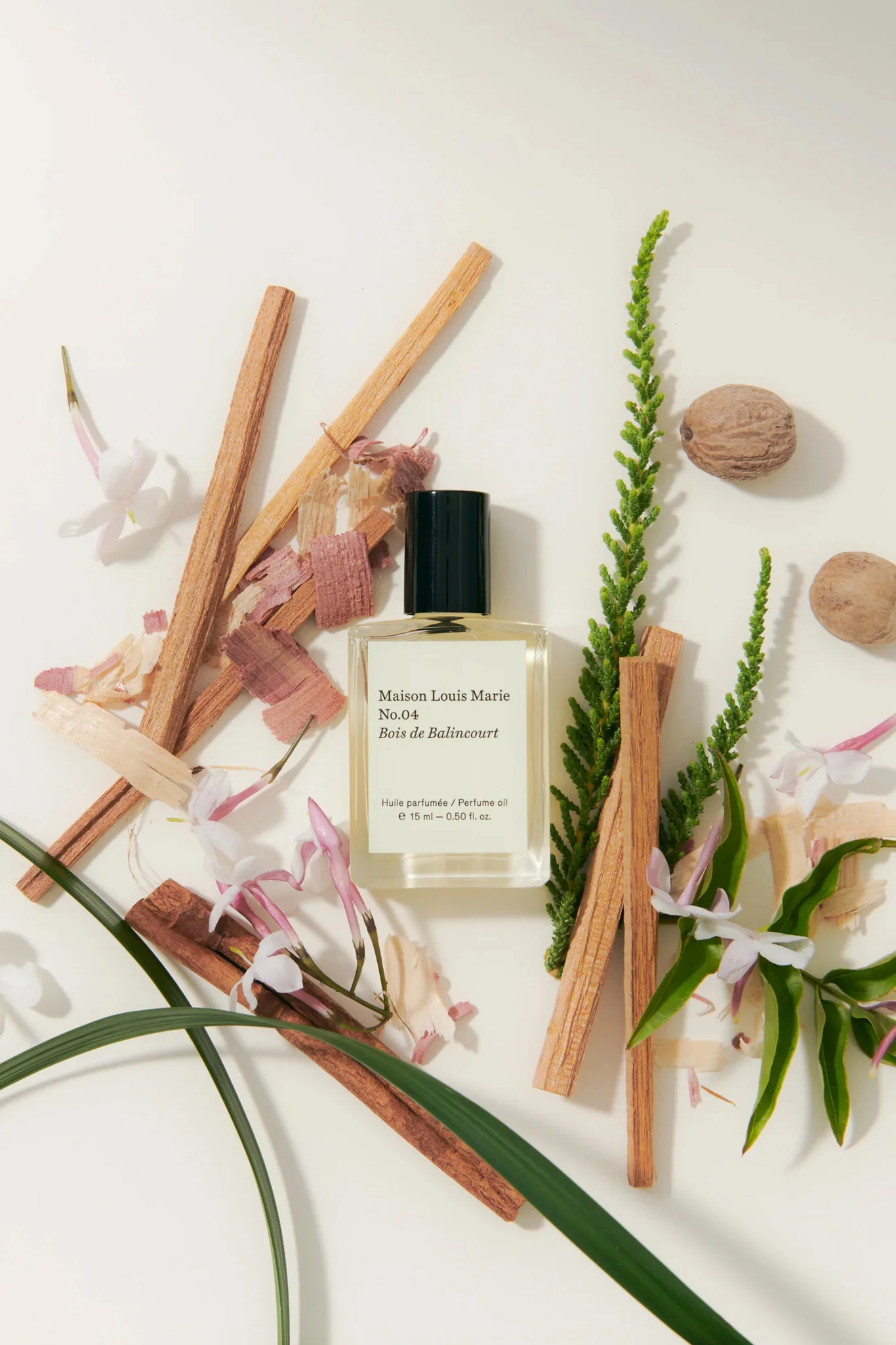 No. 04 Bois de Balincourt Perfume Oil - Image 3