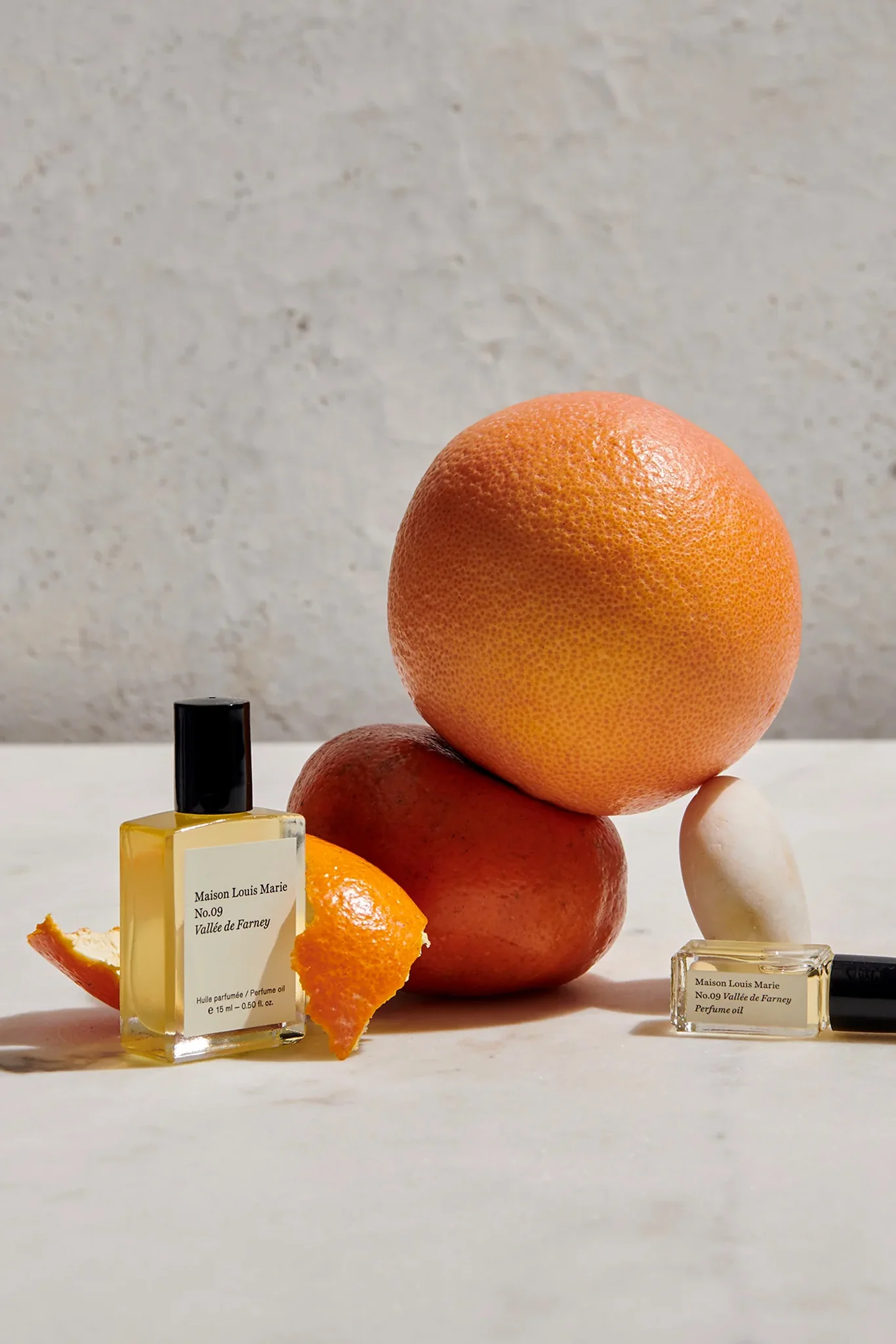 No. 09 Vallée de Farney Perfume Oil - Image 3