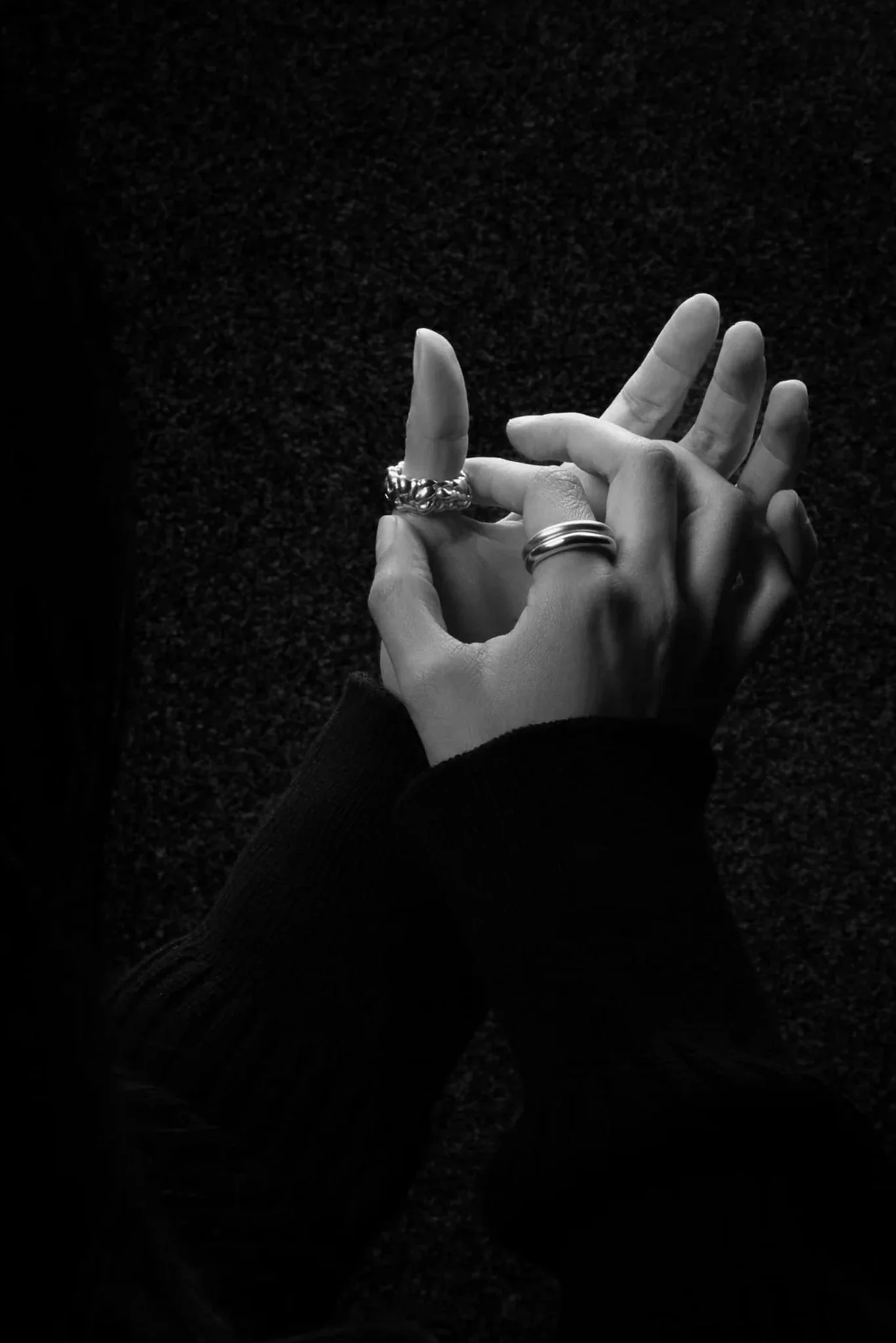 Silver RI-Urquell Polished Ring - Image 3