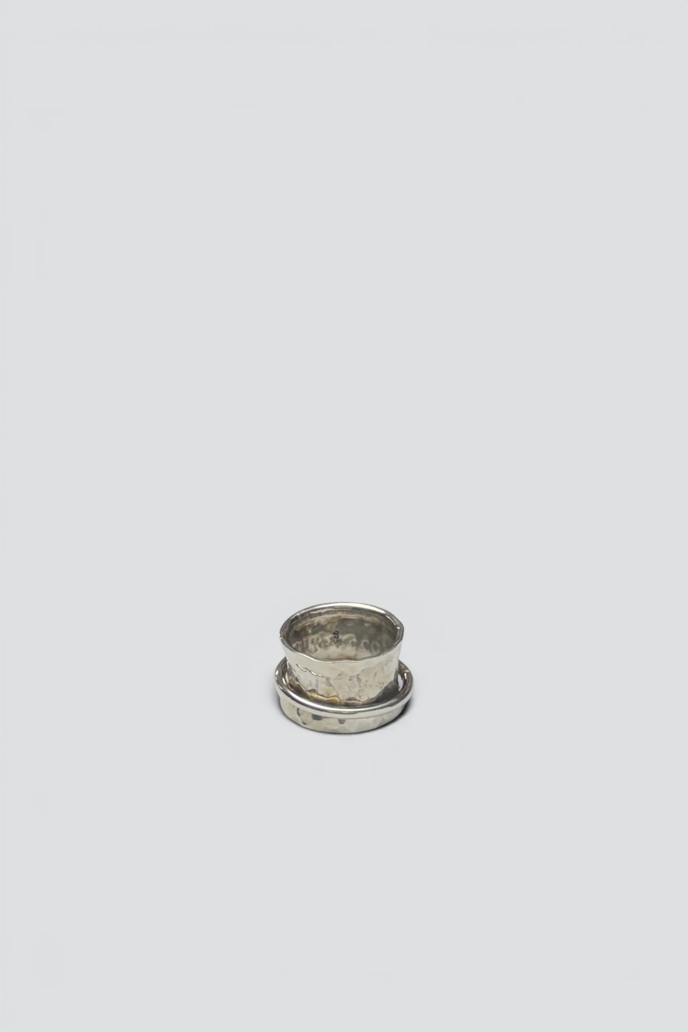 Sterling Silver Hammered Kinetic Ring - Image 2