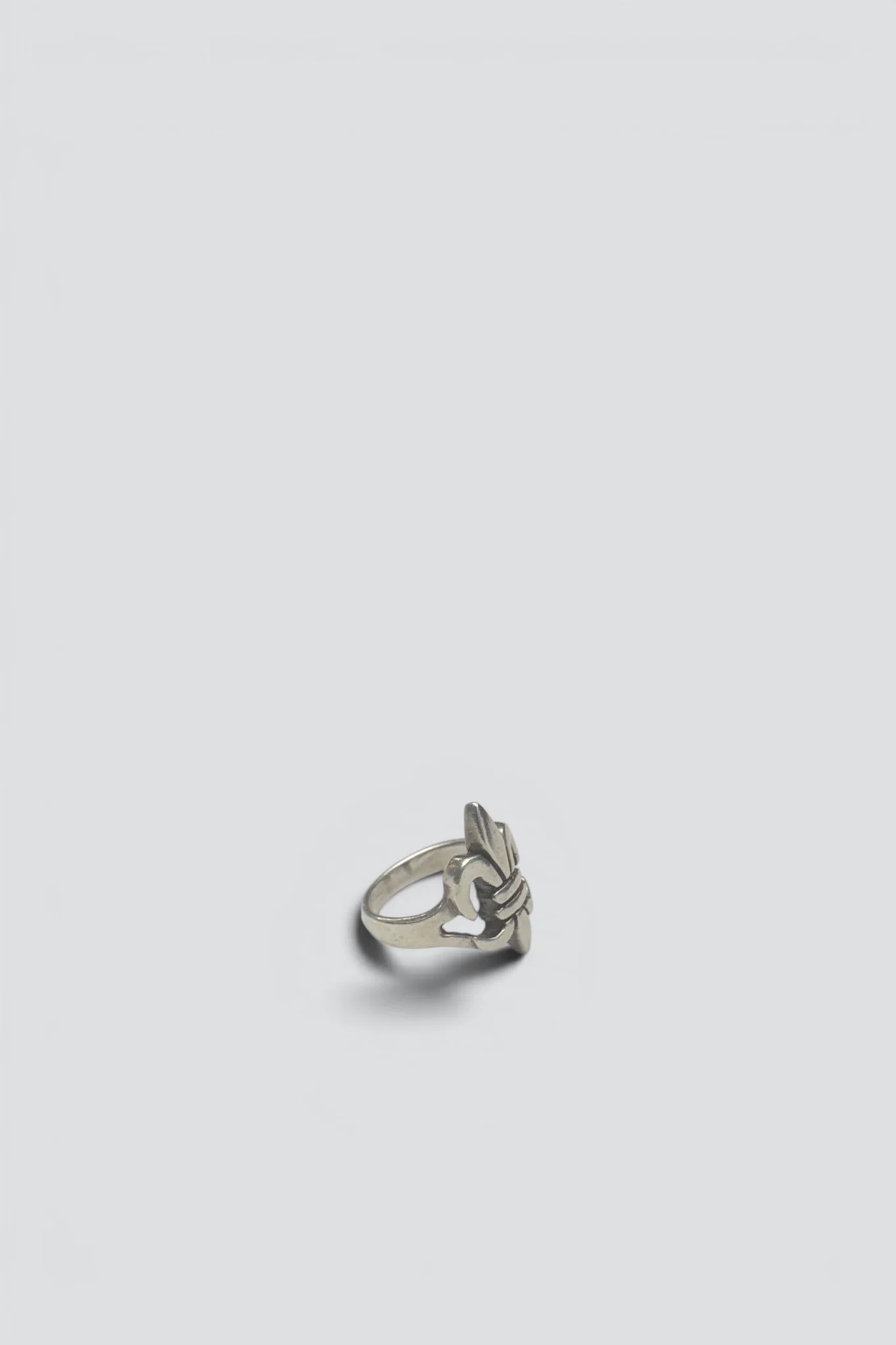 Sterling Silver Heavy Fleur Ring - Image 2