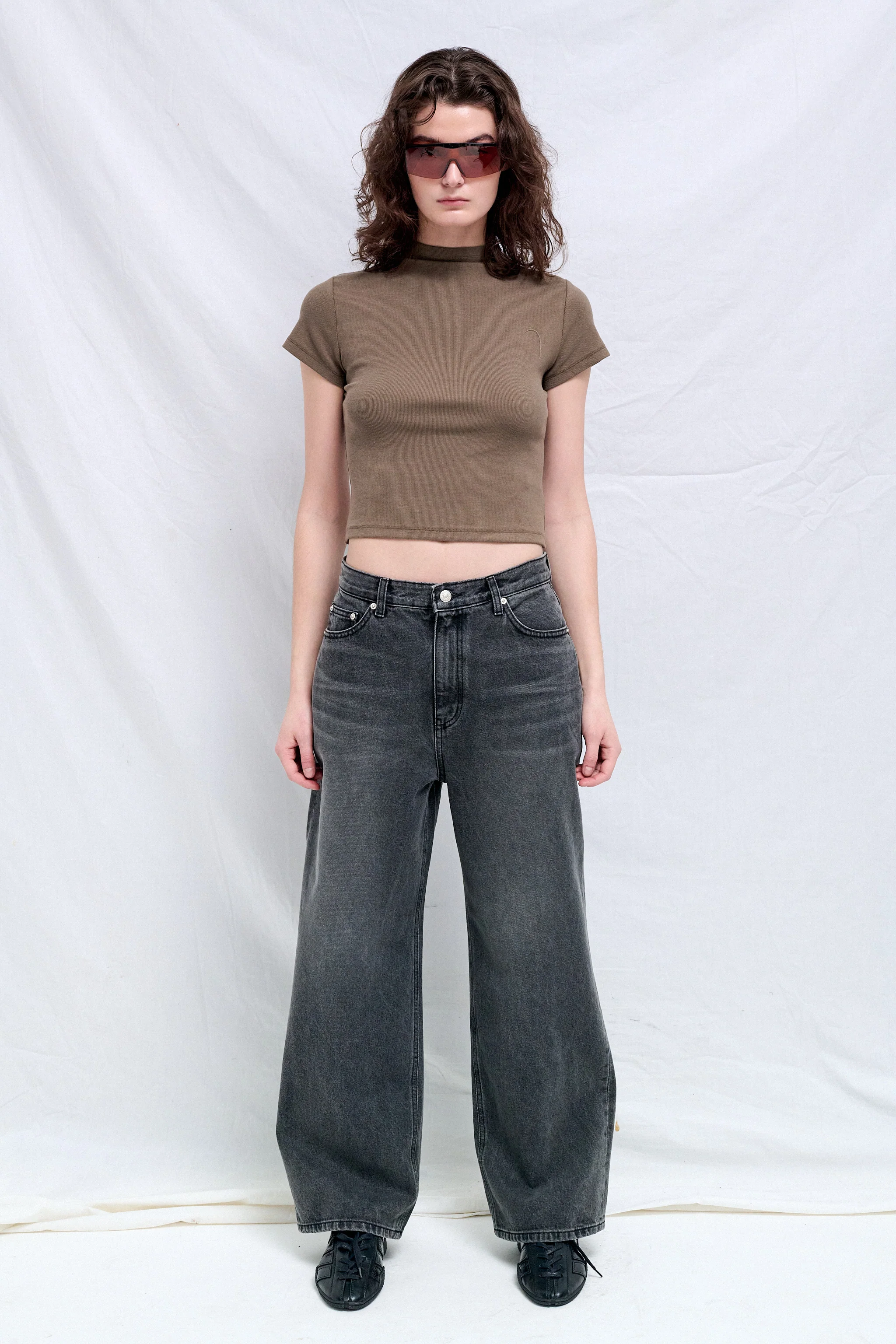 Washed Grey Relaxed Wide Jeans - Image 3
